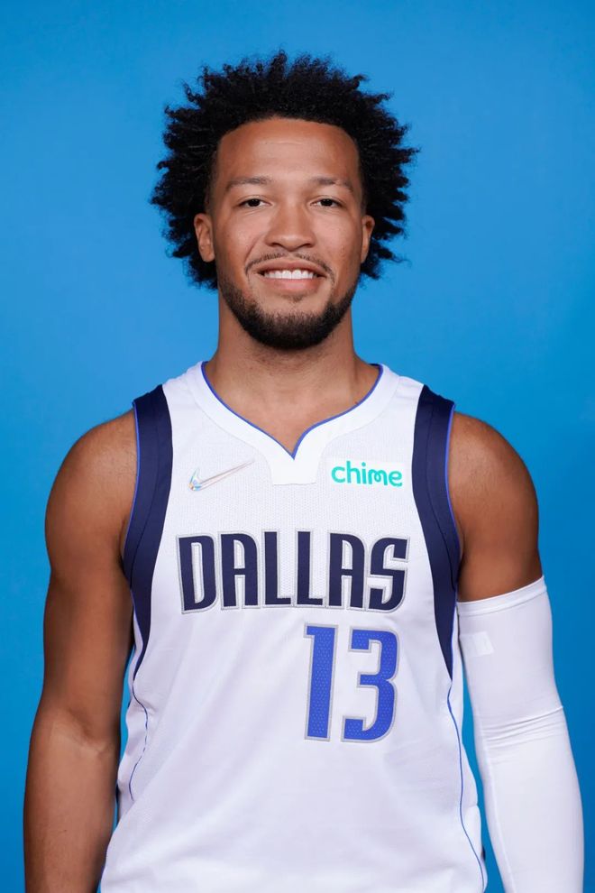 配合不够默 配合不够默