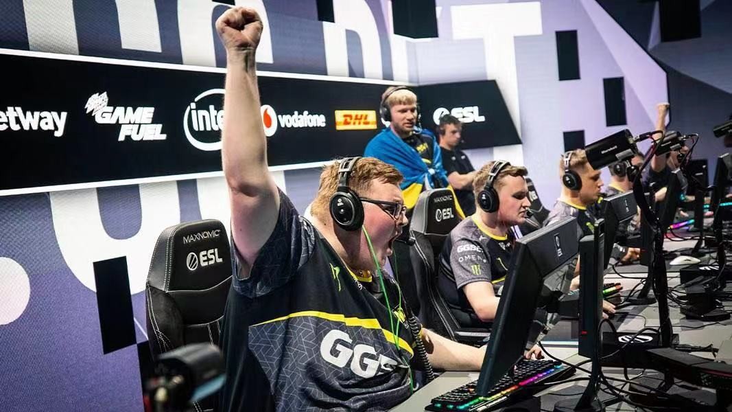 仅成为女队 仅成为女队