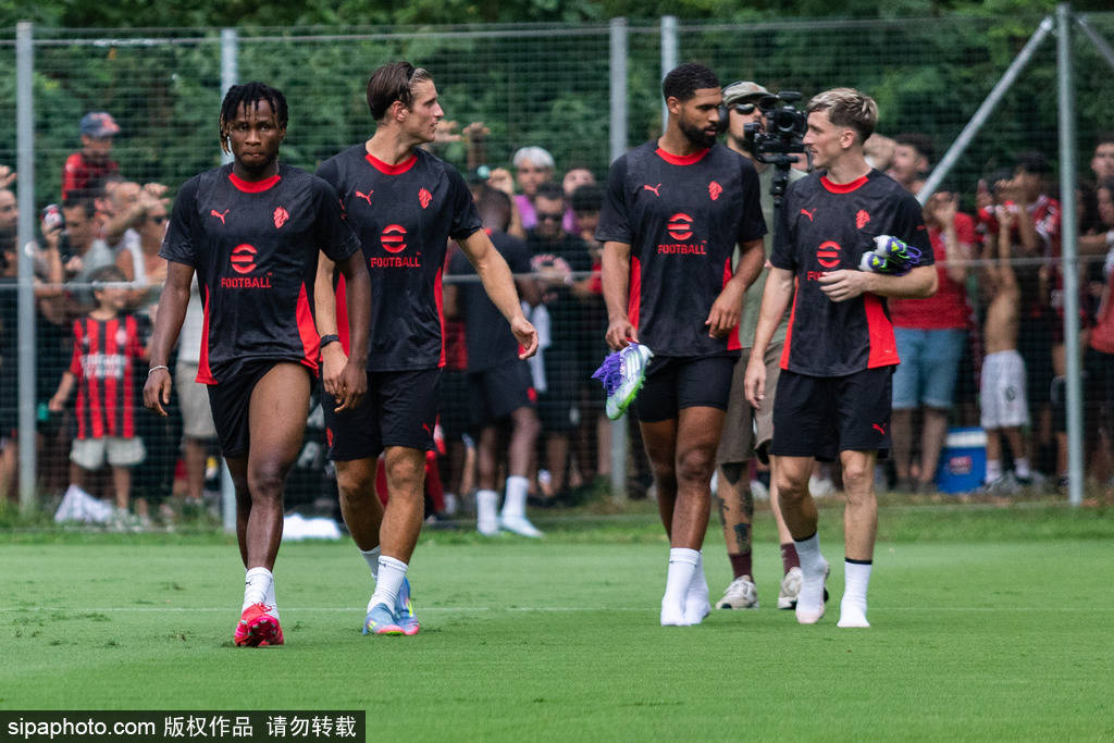 中刻画了一 中刻画了一